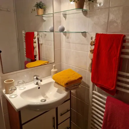 Cosy Clim-2 Min Port &